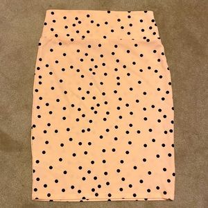 Medium Lularoe Cassie pencil skirt-peach bkgrd with black polka dot